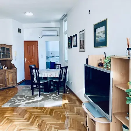 Daire Igor 2 Belgrad